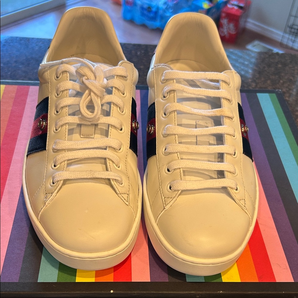 Gucci Ace Tiger sneakers White Leather Men's Sneakers with Red & Navy Stripe - Picture 2 of 12